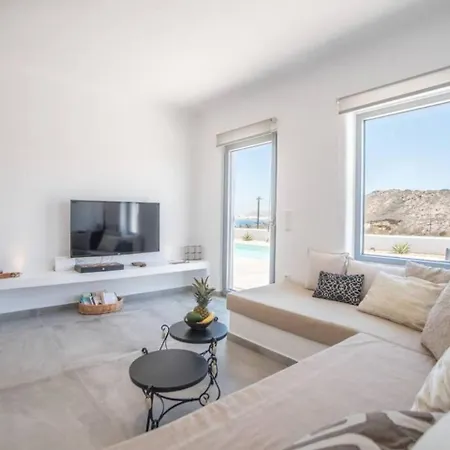 Sole, Pool, Jacuzzi, Seaview Stelida (Naxos)